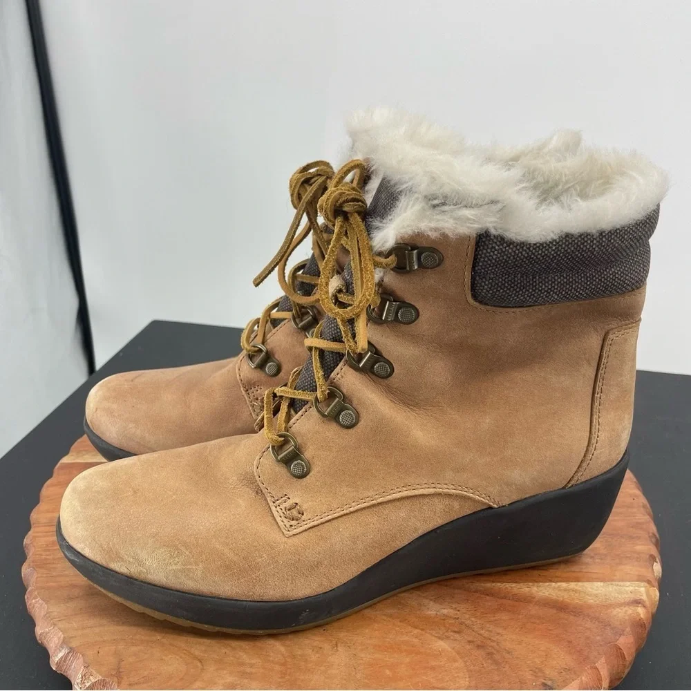Sperry Luca Peak Tan brown suede leather fur lined wedge hiking‎ boot Sz 10